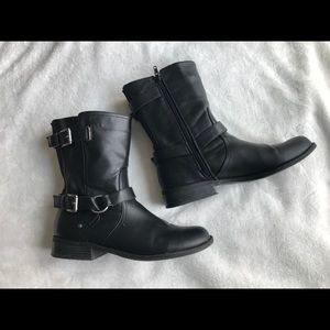 Guess Combat Boots